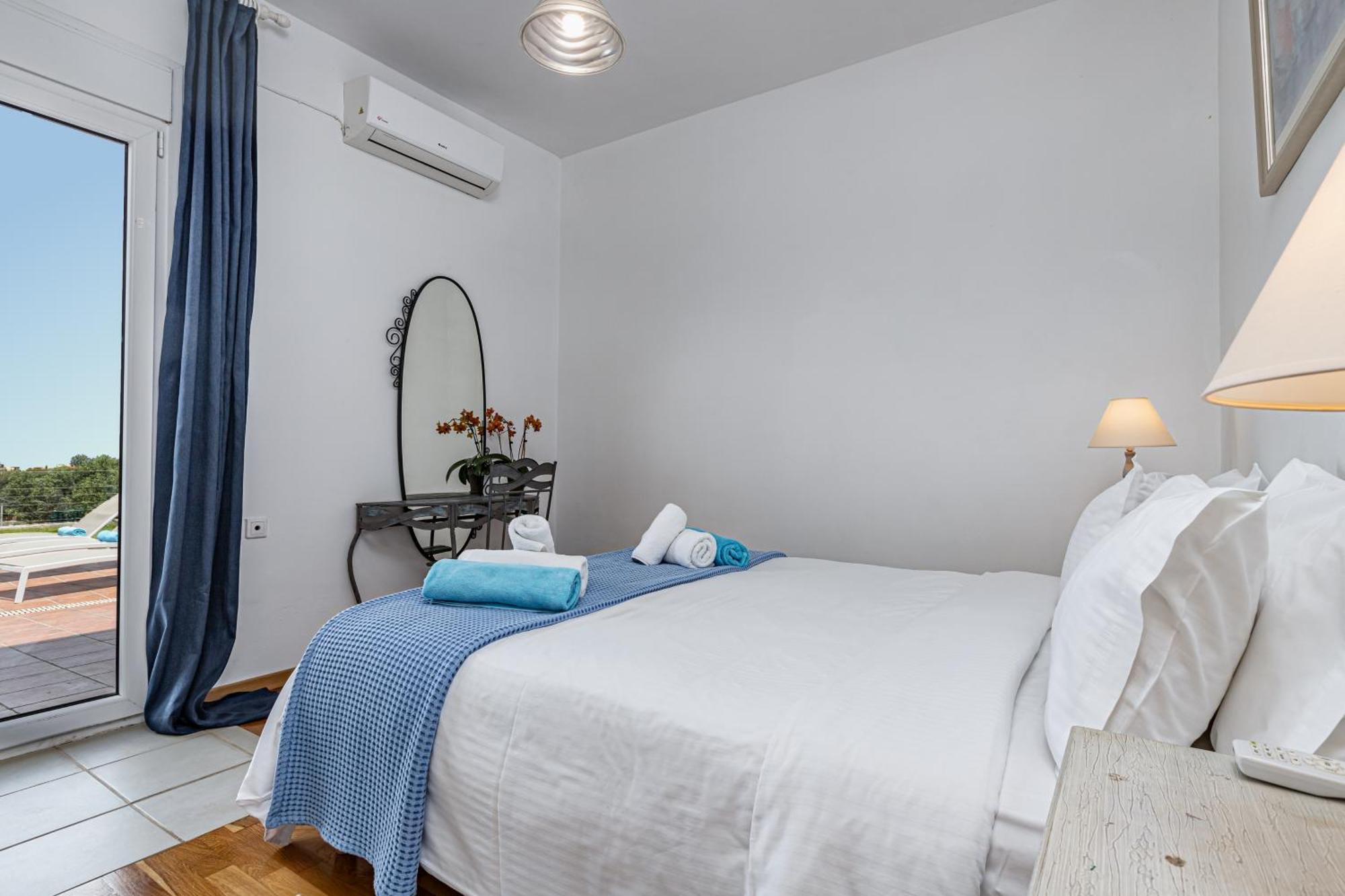 Daratsos Dimitra Apartment With Private Pool And Sea View -The Ground Floor Of A Two Storey Building מראה חיצוני תמונה